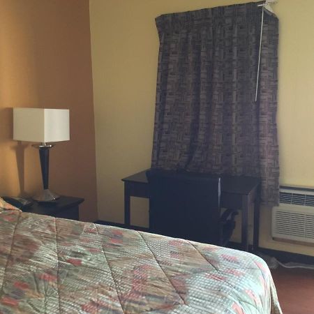 Skyland Inn - Bristol Hilander Park Extérieur photo